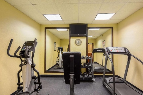 Comfort Inn Woodstock image 10