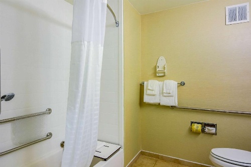 Comfort Inn Woodstock image 20