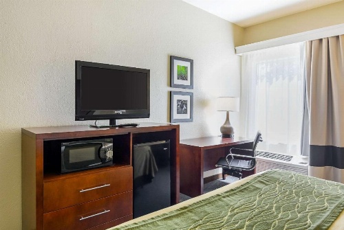 Comfort Inn Woodstock image 23