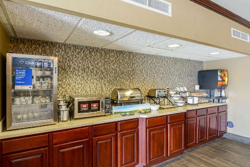 Comfort Inn Woodstock image 5